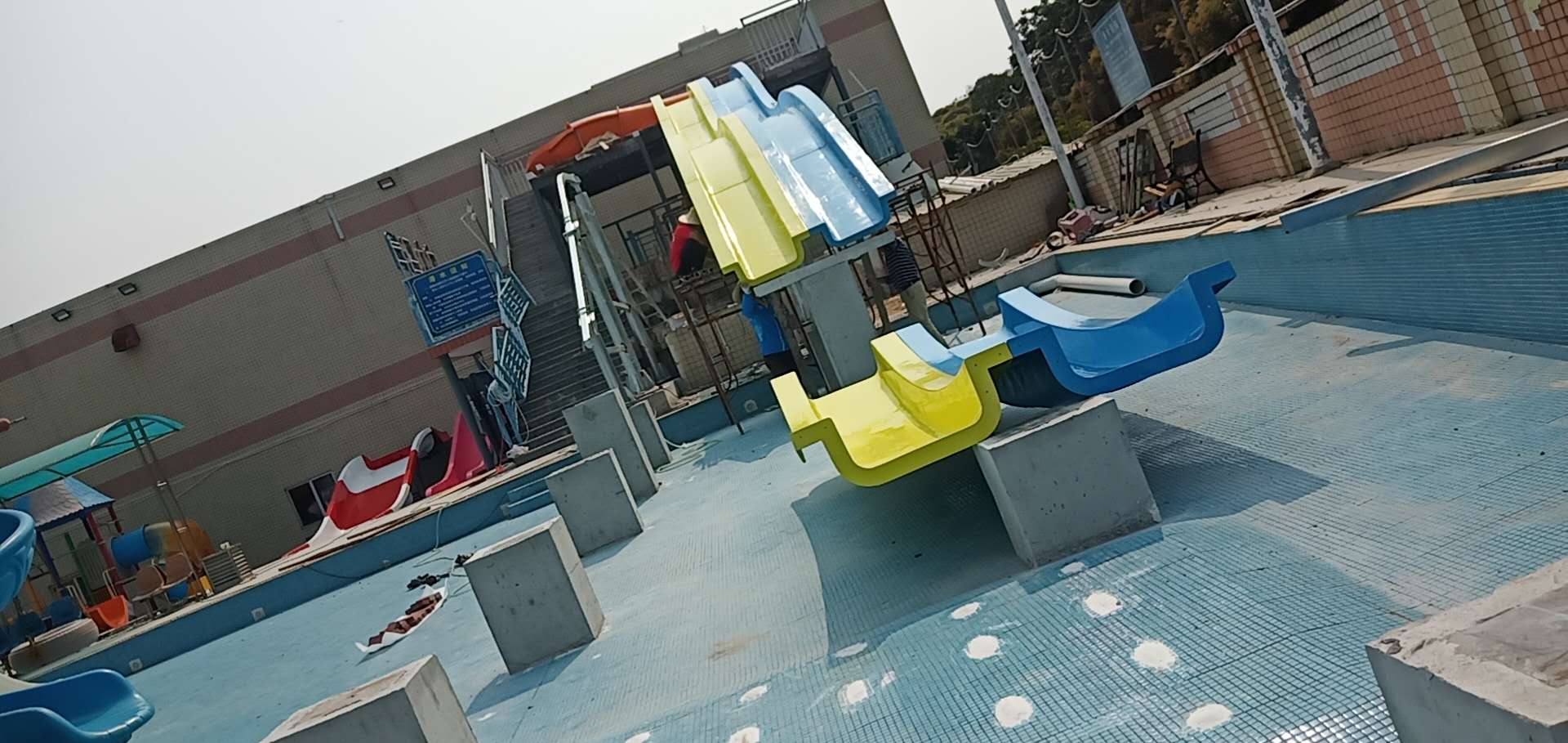 新健力清溪分館園區(qū)升級(jí)改造-目前正加大施工力度！